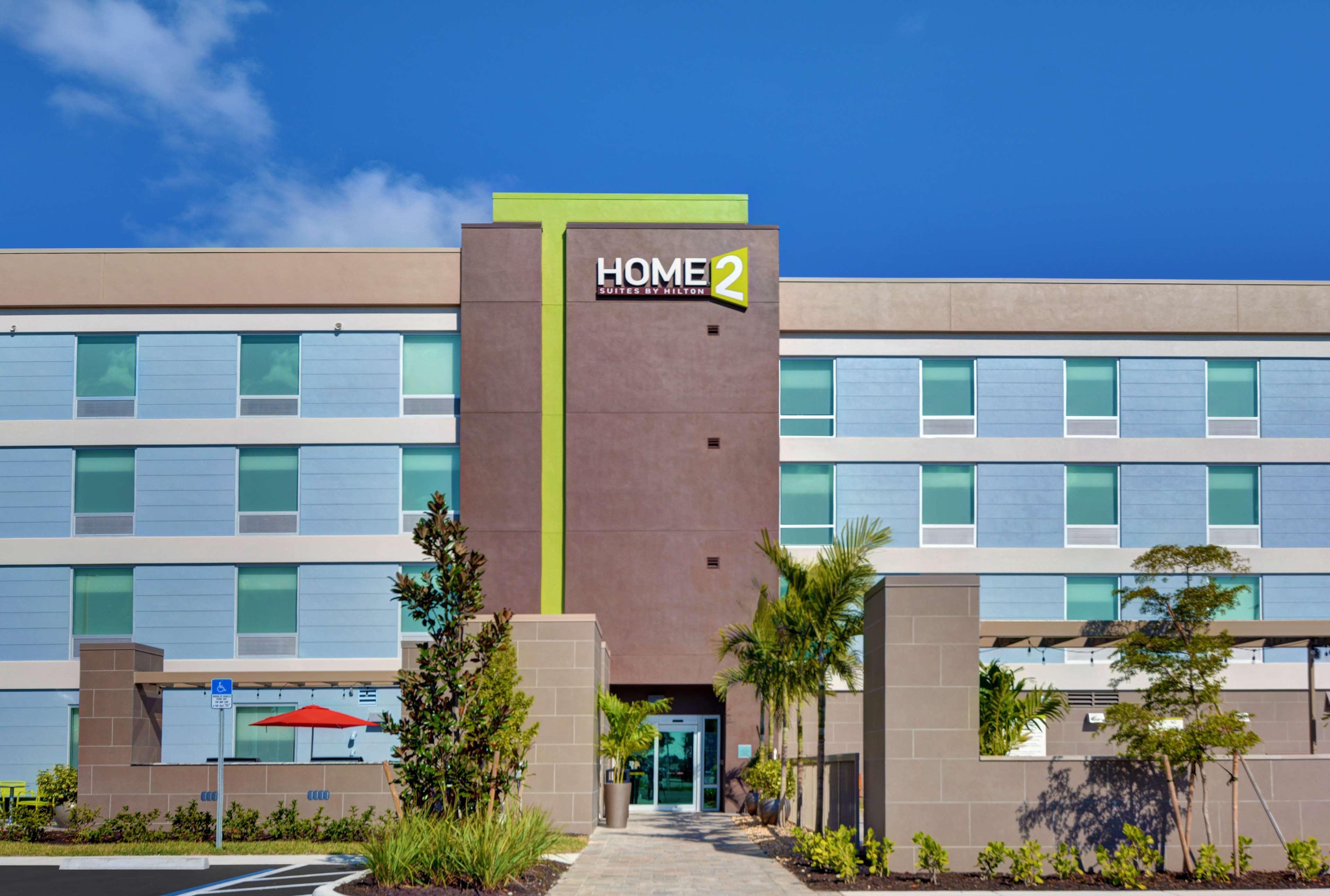 Home2 Suites By Hilton Fort Myers Colonial Blvd Екстер'єр фото