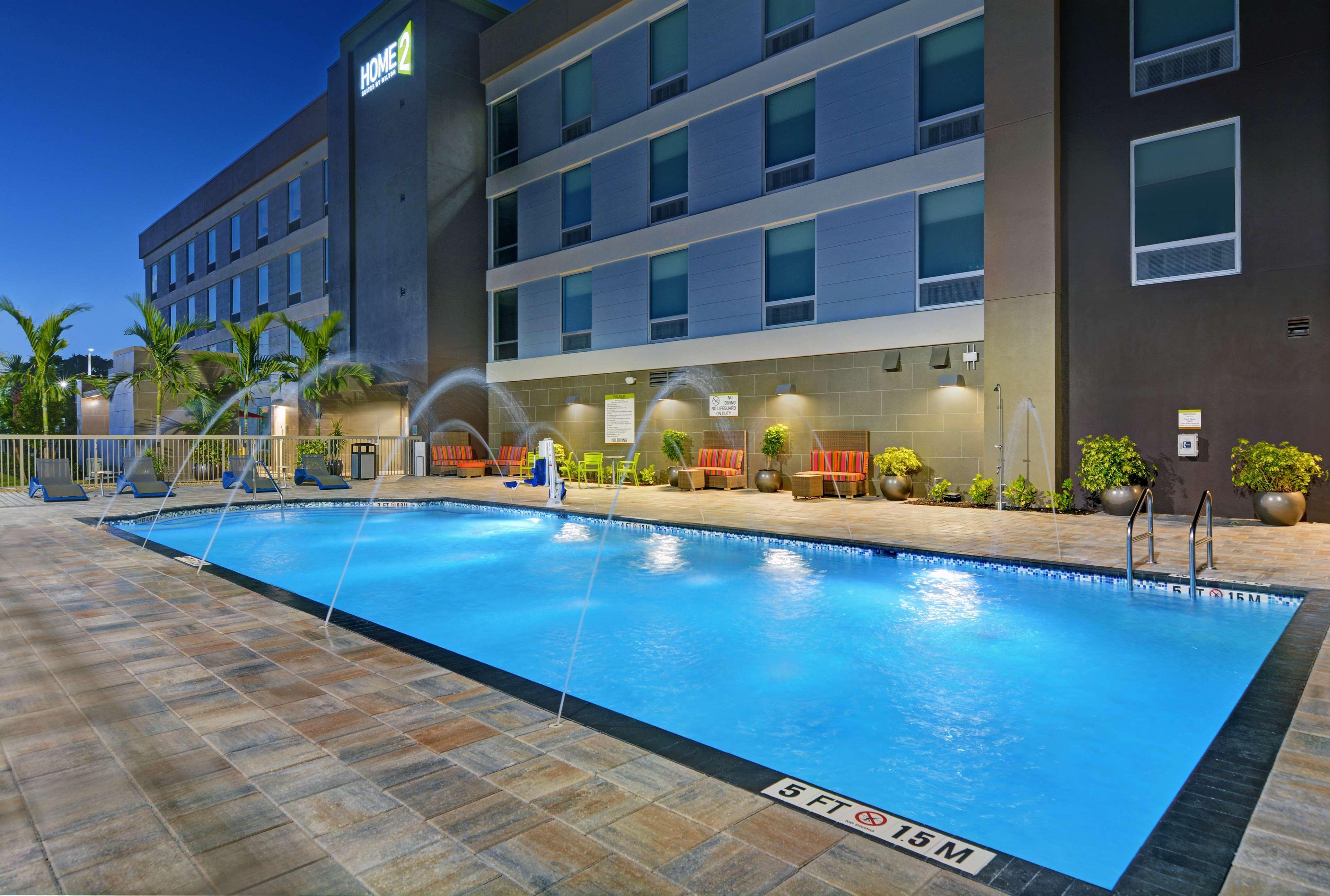 Home2 Suites By Hilton Fort Myers Colonial Blvd Екстер'єр фото