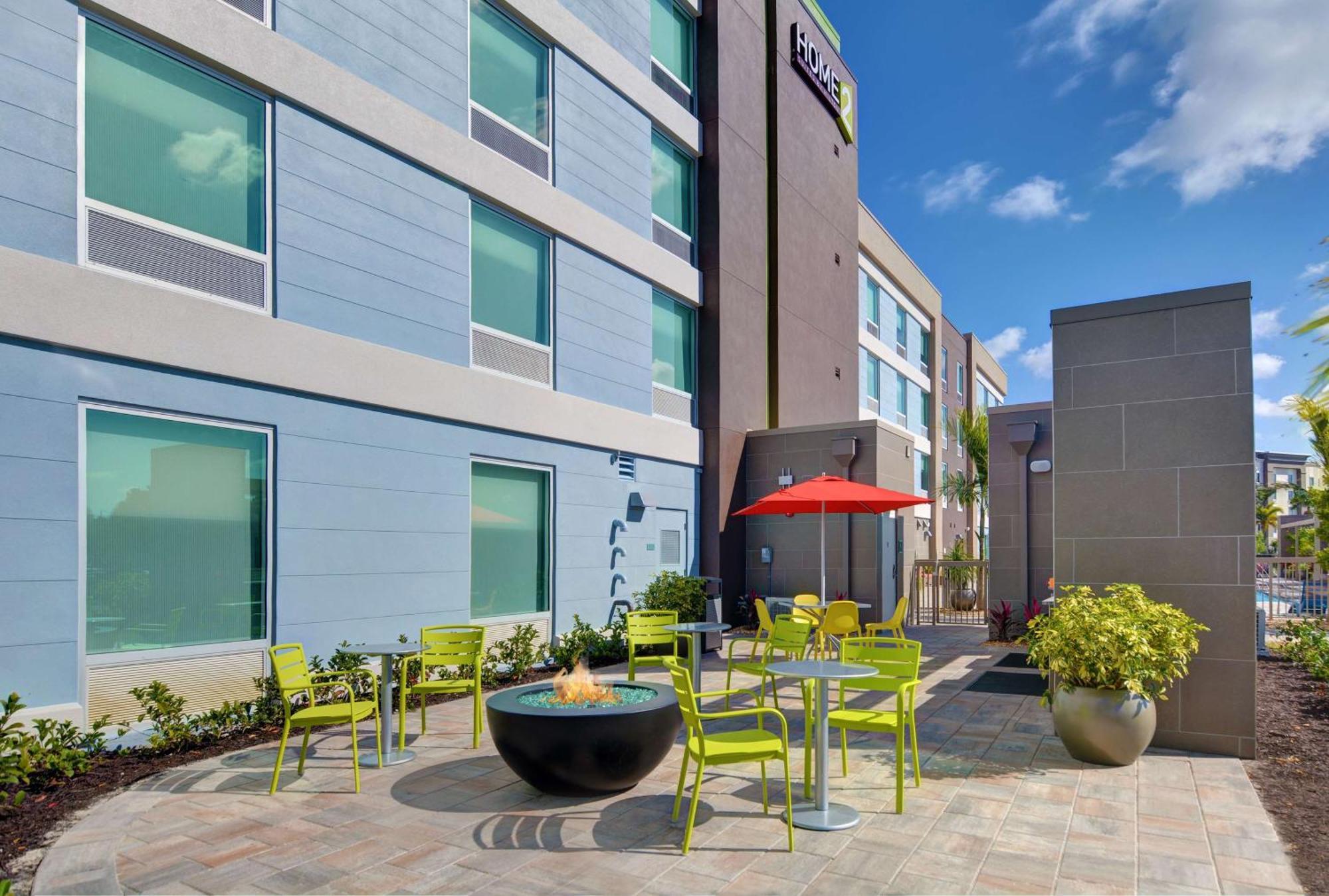 Home2 Suites By Hilton Fort Myers Colonial Blvd Екстер'єр фото